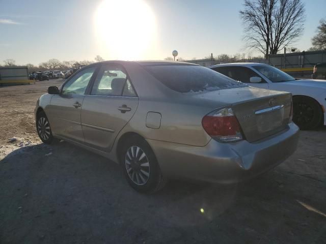 2005 Toyota Camry LE