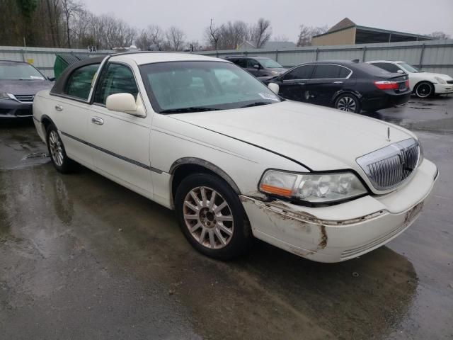 2006 Lincoln Town Car Signature