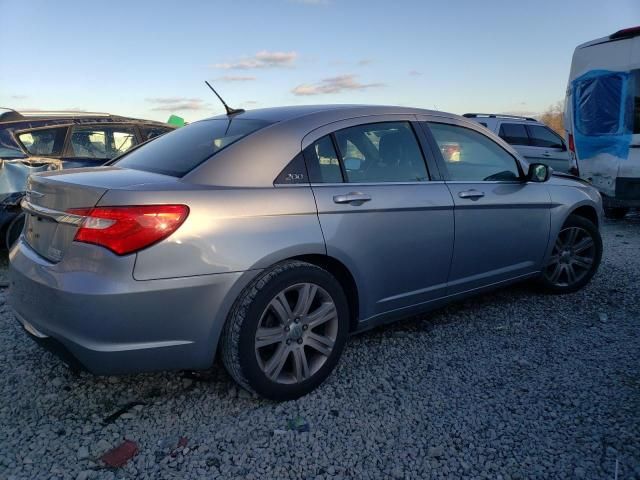 2014 Chrysler 200 Touring