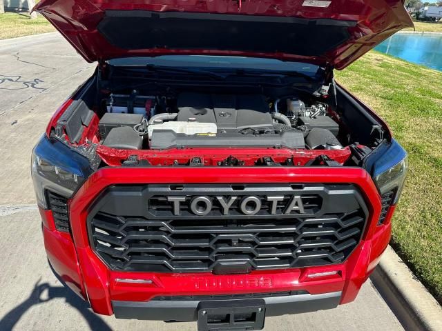 2022 Toyota Tundra Crewmax Platinum