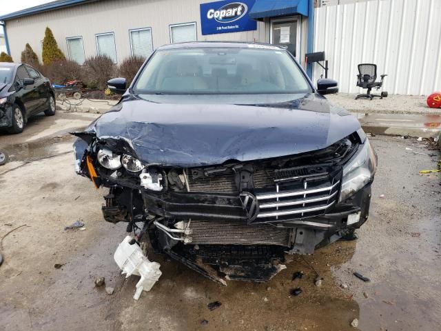 2013 Volkswagen Passat SE