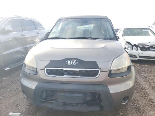 2010 KIA Soul +