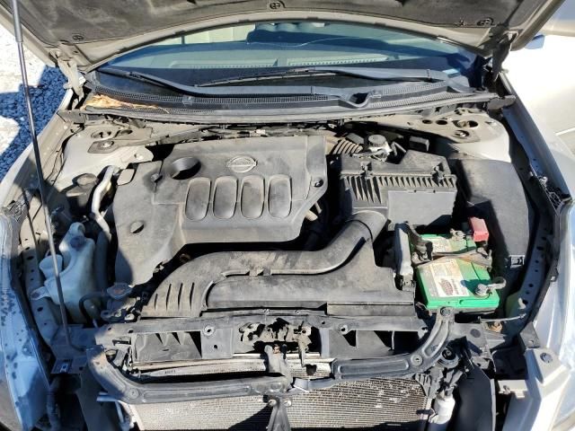 2010 Nissan Altima Base