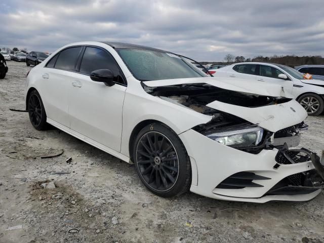 2019 Mercedes-Benz A 220