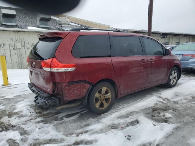 2011 Toyota Sienna LE