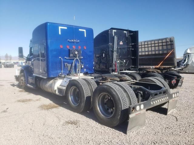 2017 Peterbilt 579