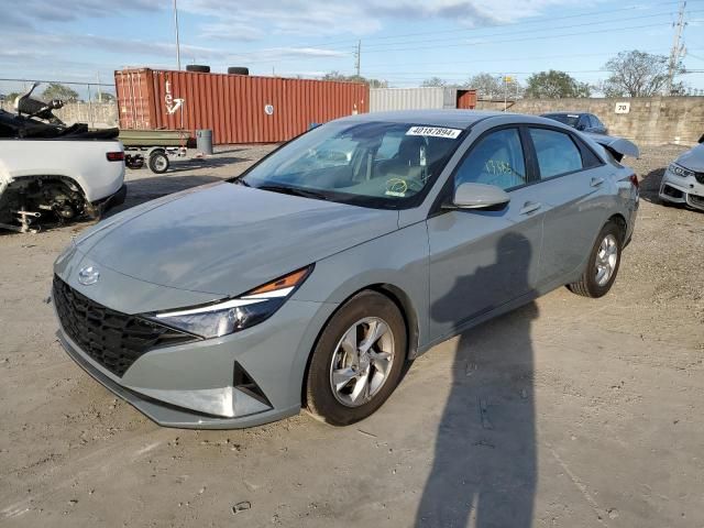 2022 Hyundai Elantra SE