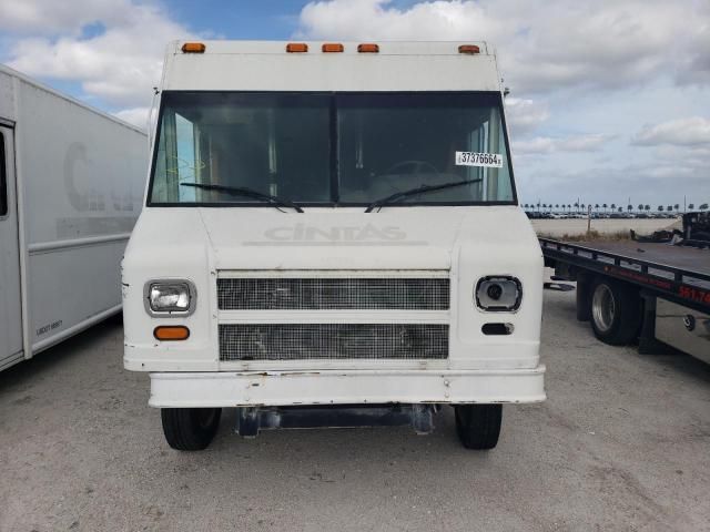 2004 Freightliner Chassis M Line WALK-IN Van