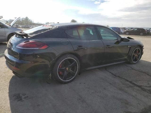 2015 Porsche Panamera GTS