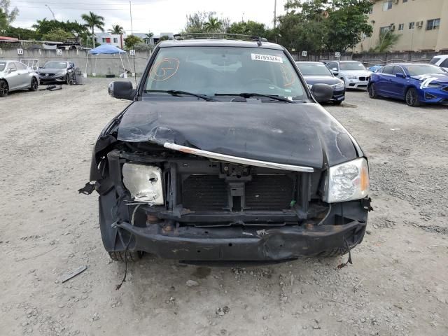 2008 GMC Envoy