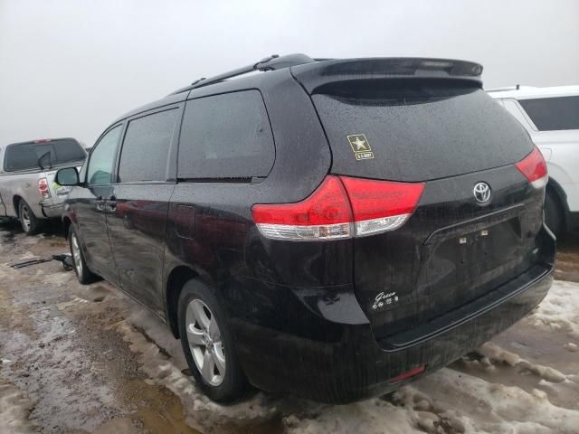 2013 Toyota Sienna LE