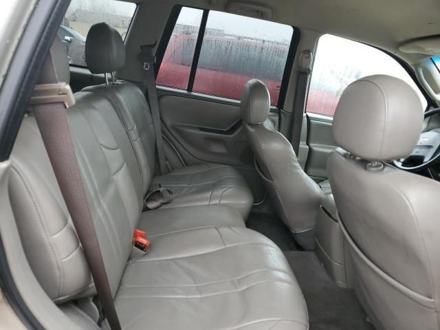 2004 Jeep Grand Cherokee Laredo