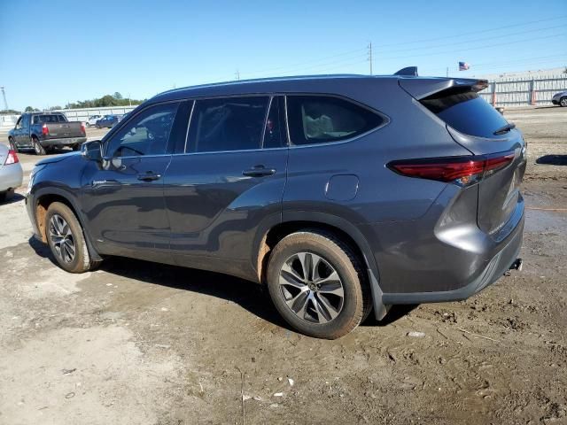 2021 Toyota Highlander Hybrid XLE