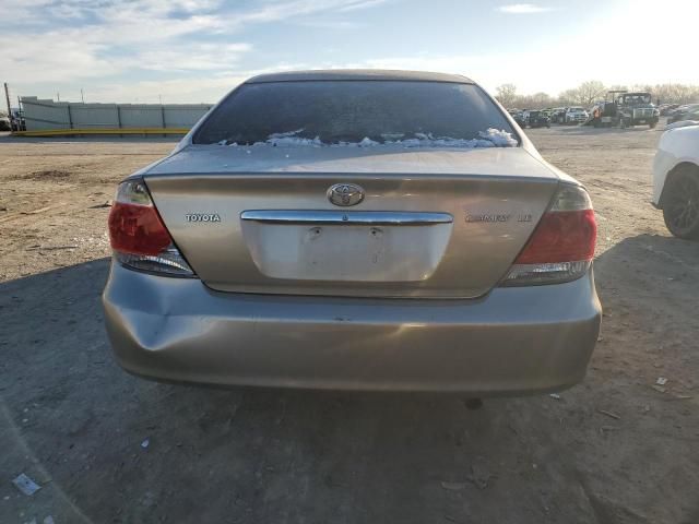 2005 Toyota Camry LE