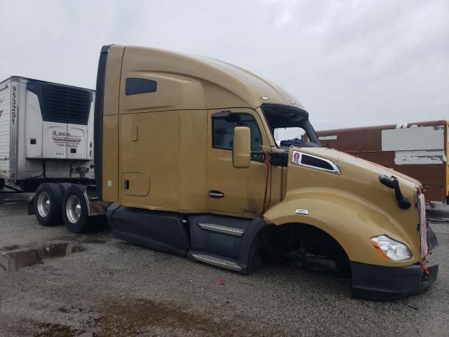 2015 Kenworth Construction T680