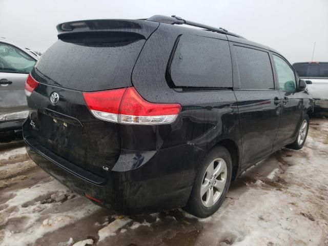 2013 Toyota Sienna LE