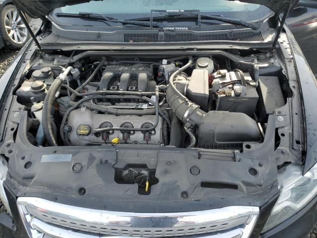 2011 Ford Taurus SE