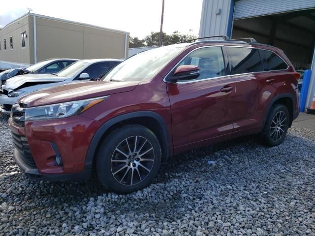 2017 Toyota Highlander SE