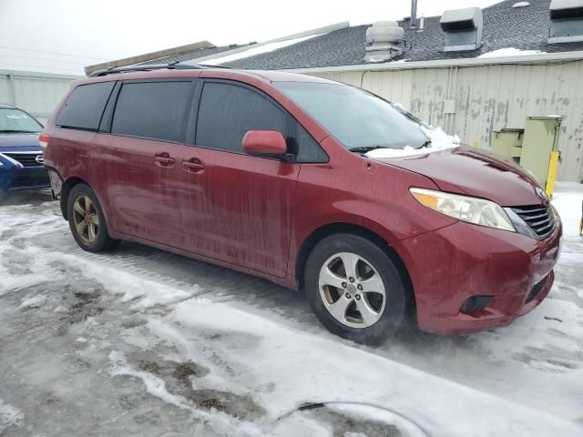 2011 Toyota Sienna LE