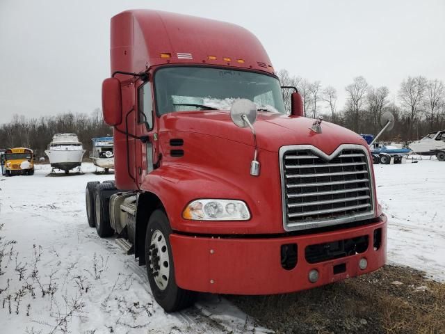 2017 Mack 600 CXU600