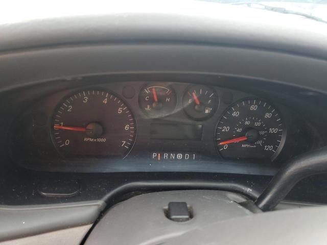 2005 Ford Taurus SE