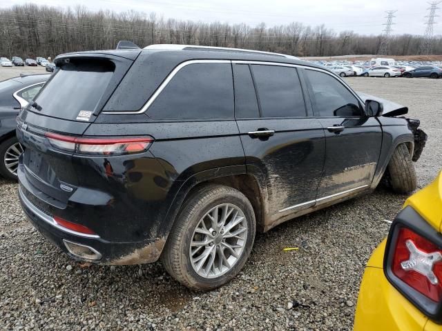 2022 Jeep Grand Cherokee Summit