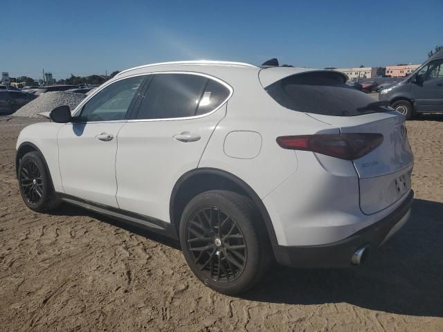 2021 Alfa Romeo Stelvio Sport