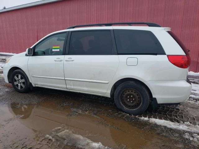 2010 Toyota Sienna CE