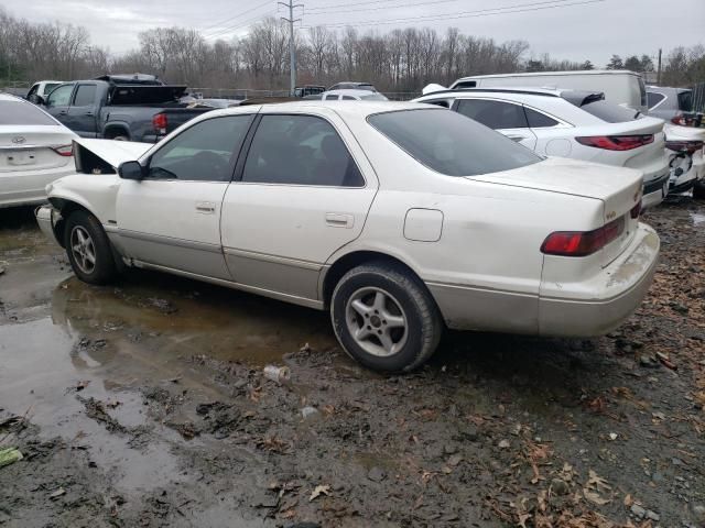 1999 Toyota Camry LE