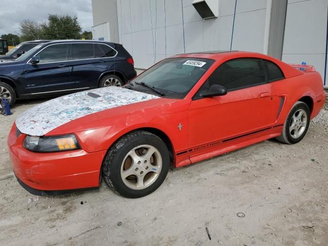 2000 Ford Mustang