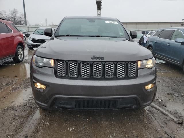 2020 Jeep Grand Cherokee Laredo