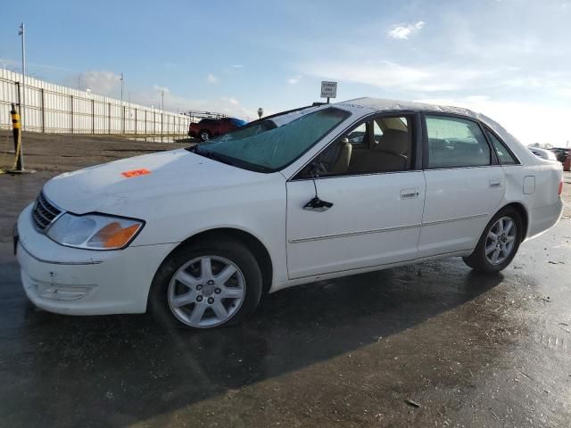 2004 Toyota Avalon XL