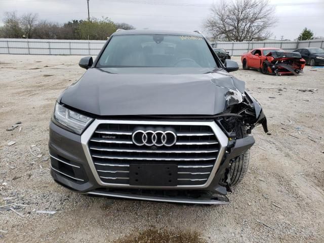 2018 Audi Q7 Premium Plus