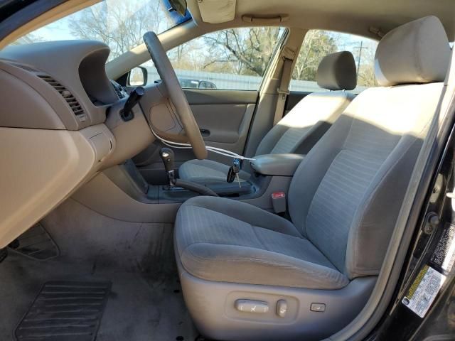 2005 Toyota Camry LE