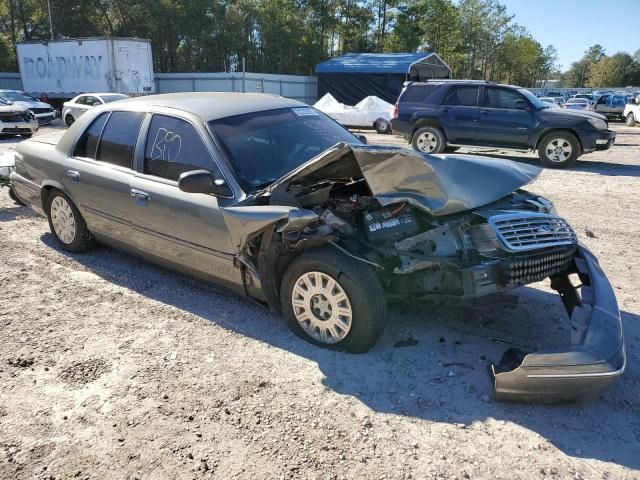 2003 Ford Crown Victoria