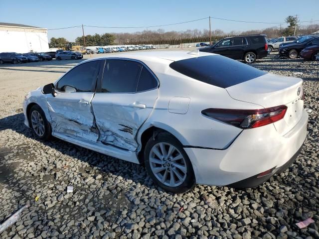 2022 Toyota Camry LE