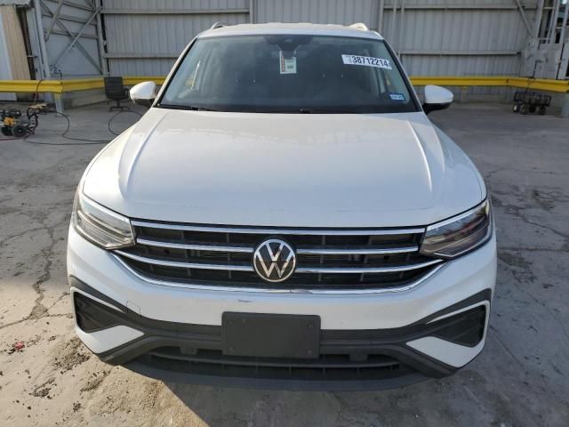 2023 Volkswagen Tiguan SE