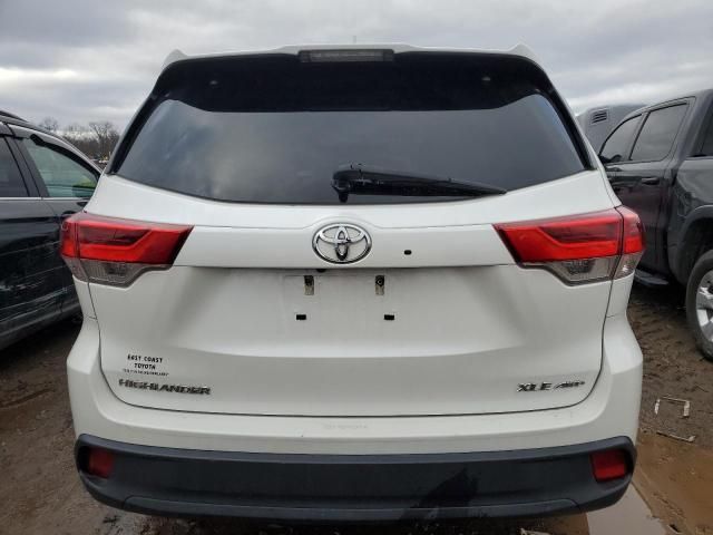 2018 Toyota Highlander SE