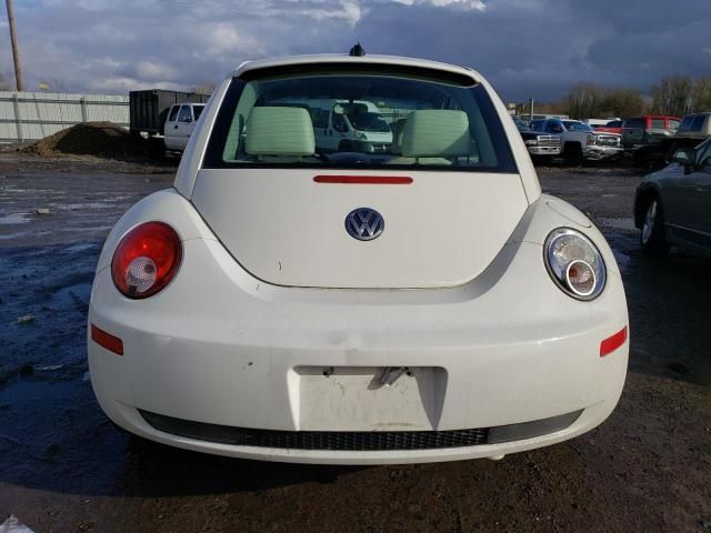 2008 Volkswagen New Beetle Triple White