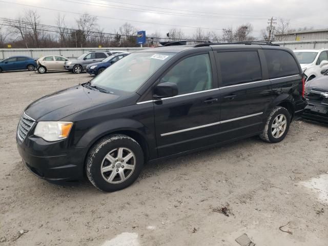 2010 Chrysler Town & Country Touring Plus