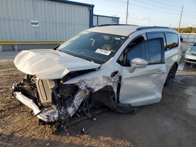 2021 Chrysler Pacifica Hybrid Touring L