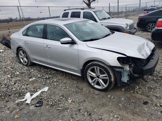 2014 Volkswagen Passat SEL