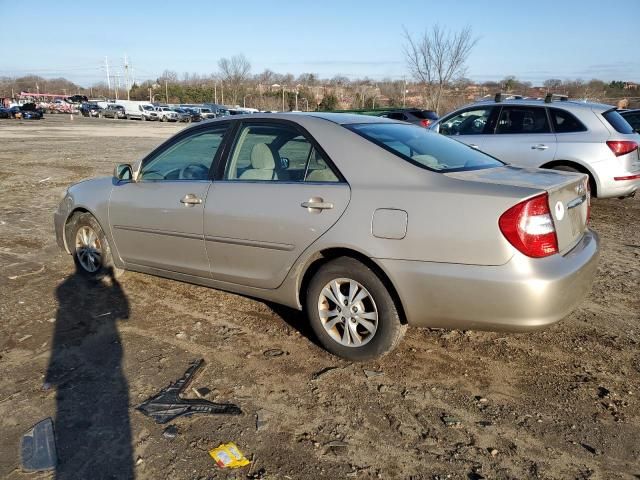 2004 Toyota Camry LE