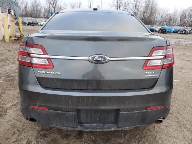 2015 Ford Taurus SEL