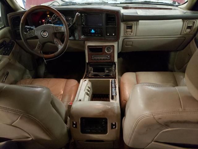 2005 Cadillac Escalade Luxury