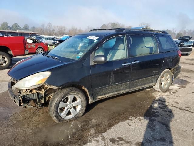 2009 Toyota Sienna CE