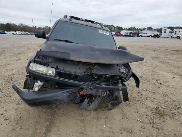 2005 Chevrolet Tahoe C1500