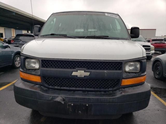 2004 Chevrolet Express G2500