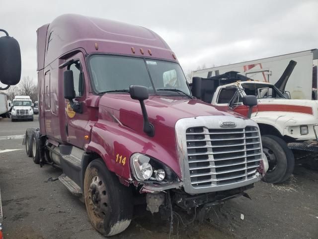 2016 Freightliner Cascadia 125