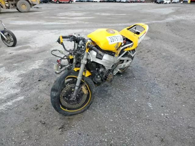 2000 Honda CBR900 RR